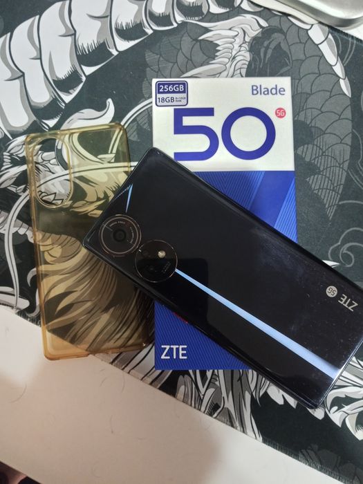 Продам zte blade v50 5 g256g