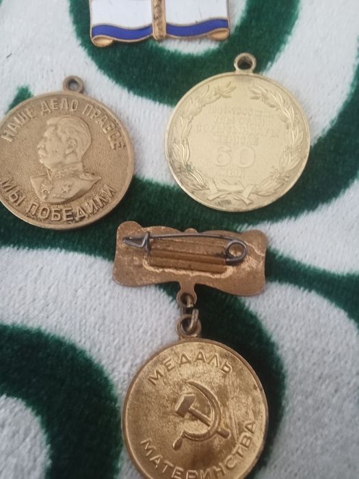 Продам медали СССР в семее