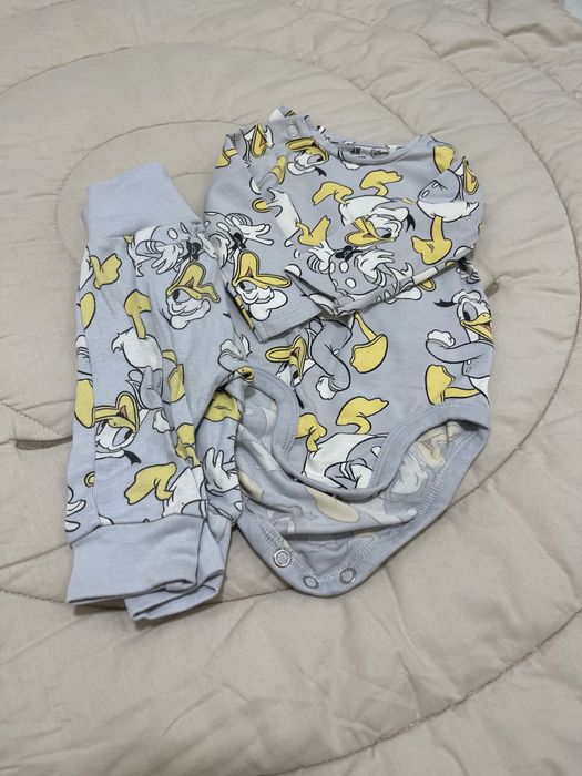 Бебешки дрехи за момиче от H&M