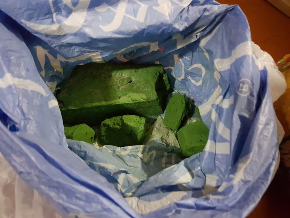 Продам паста ГОИ Зелёный камень для полировки золото