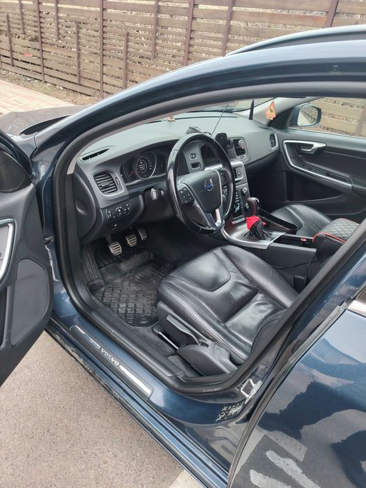 Vand Volvo V 60 D2