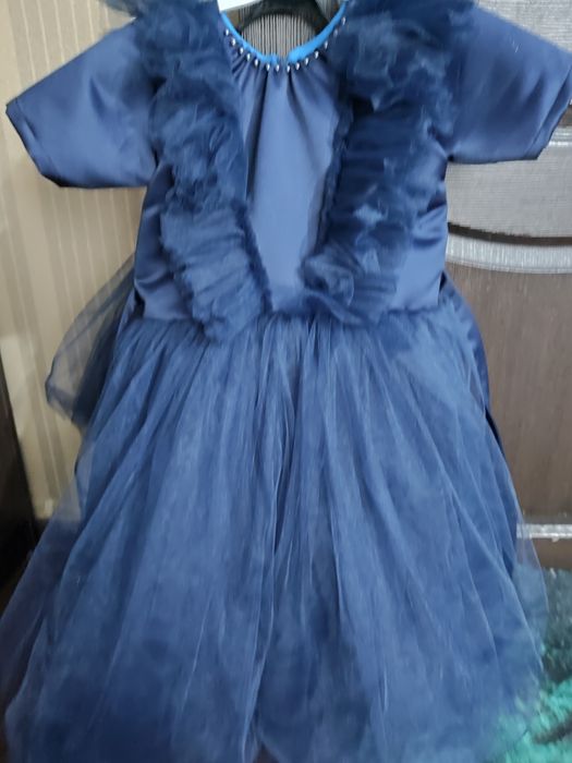 Продам платья и рубашки семейный лук