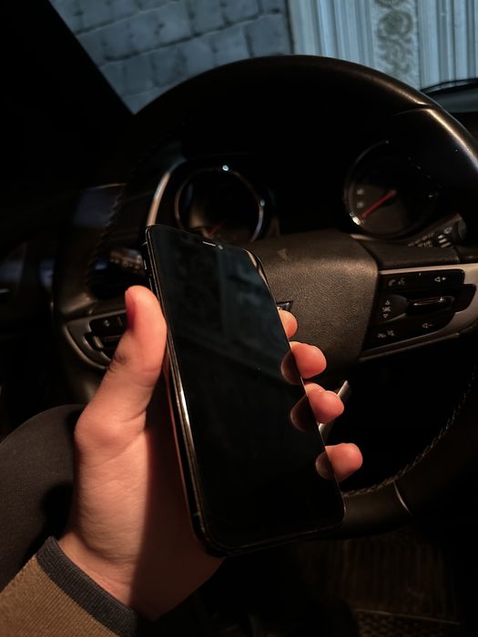 Iphone 11 pro midnight green