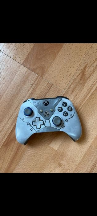 Xbox One x de vinzare