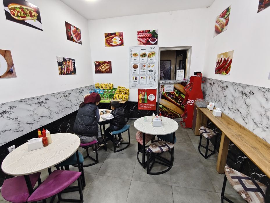 Нежилое помещение с бизнесом хот-дог , хостел + магазин.