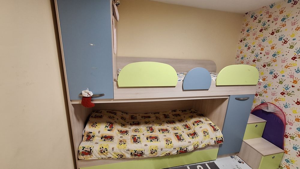 Двуетажно детско легло