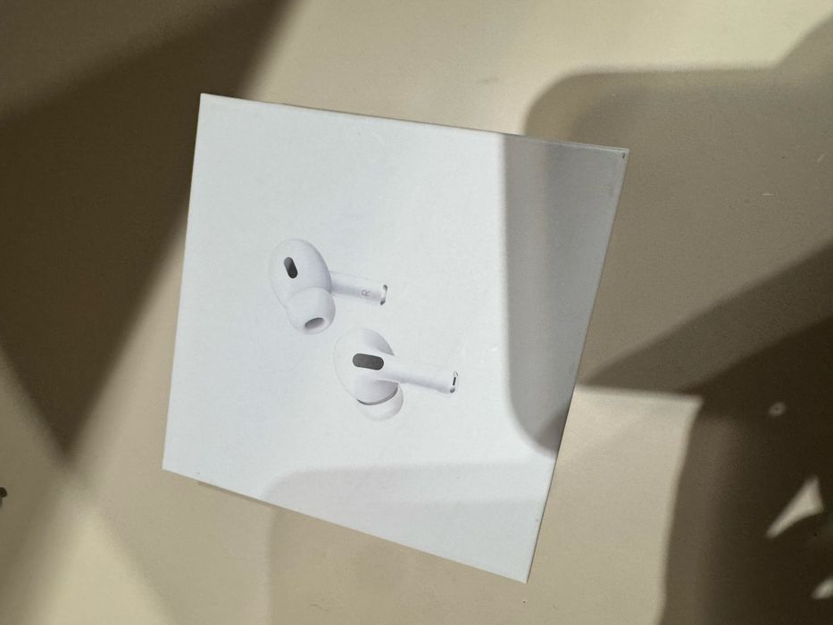 Airpods pro 2…….