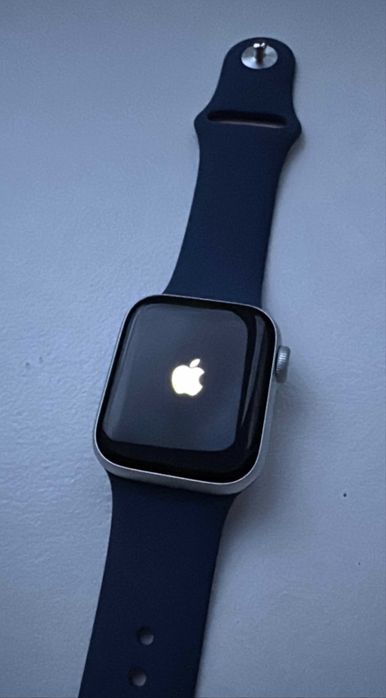 Часы apple watch se 44mm