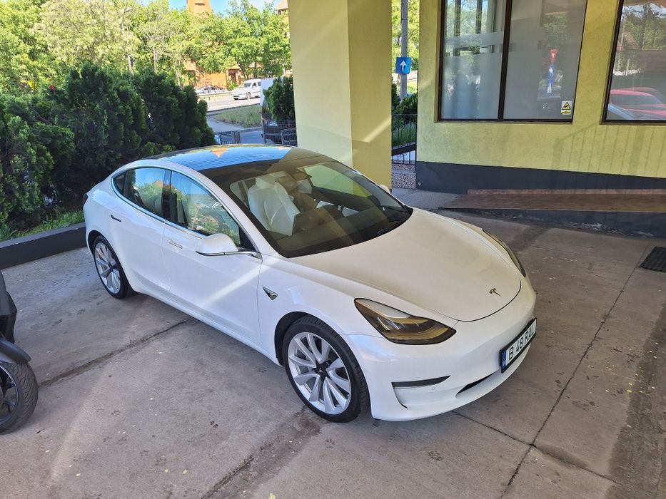 Tesla 3 Dual Motor Long Range Awd