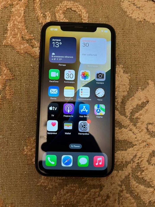 iPhone XR256 GB в отличном состоянии