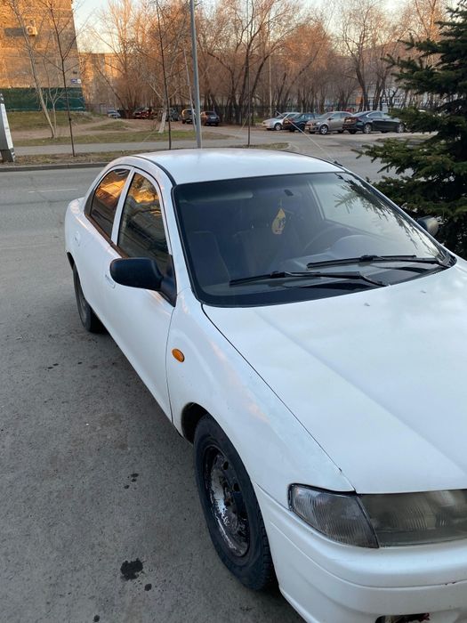 Продам срочно машину