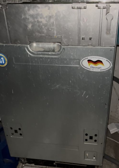 Посудамойка midea.