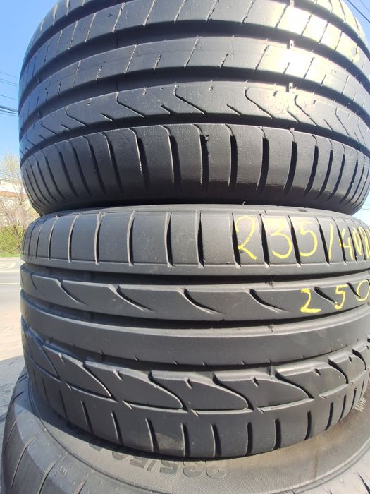 Vând câte 1x anv vara 235/40r19 Bridgestone și 225/45r18 Pirelli Montaj Gratuit