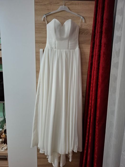 Rochie de nunta cu corset