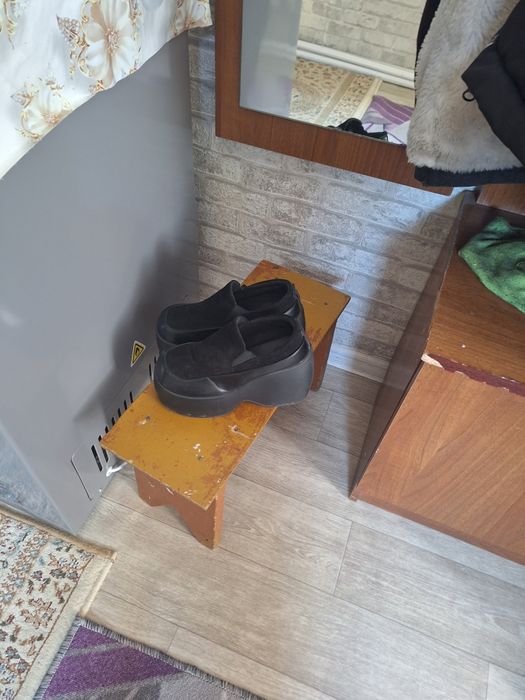 Продам весенний батильон размер 37