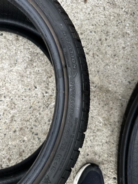 Зимни гуми Dunlop 275/30 21