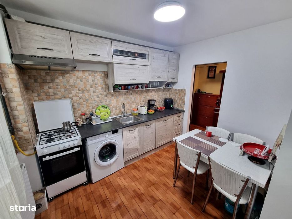 Ferdinand consulatul Turc- apartament 3 camere 80 mp renovat cu gaze