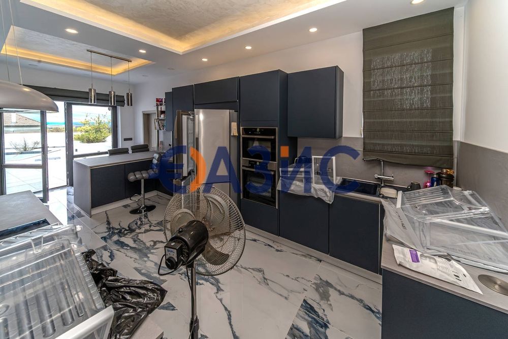 Продава се Къща в Каблешково - 210 кв.м за 1190 €/кв.м - Снимка #5