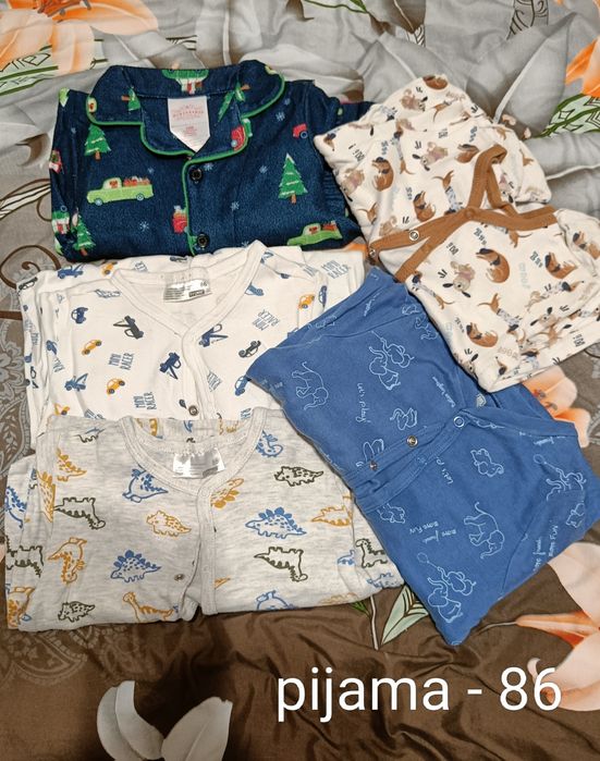Pijamale, vestute, sac de dormit