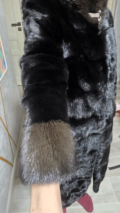 Продам норковую шубу