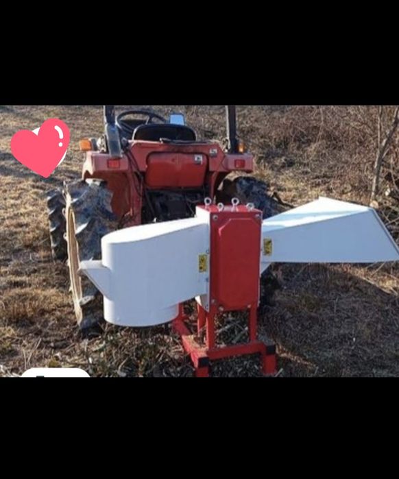 Tocator crengi cu ambreiaj ,pentru tractor