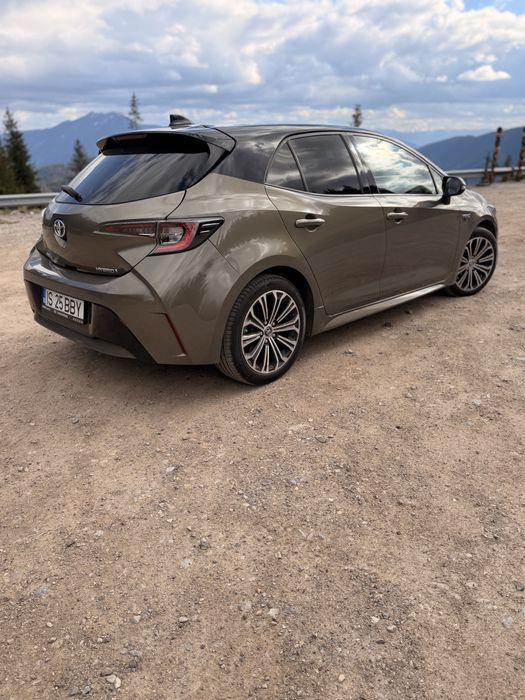 TOYOTA Corolla 1.8 Hybrid