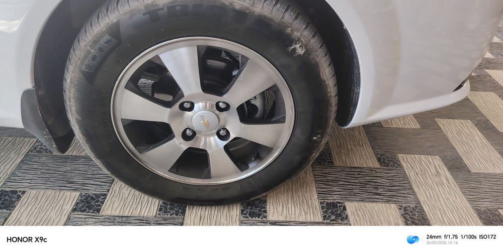 Diska 15 jentra srochna sotiladi