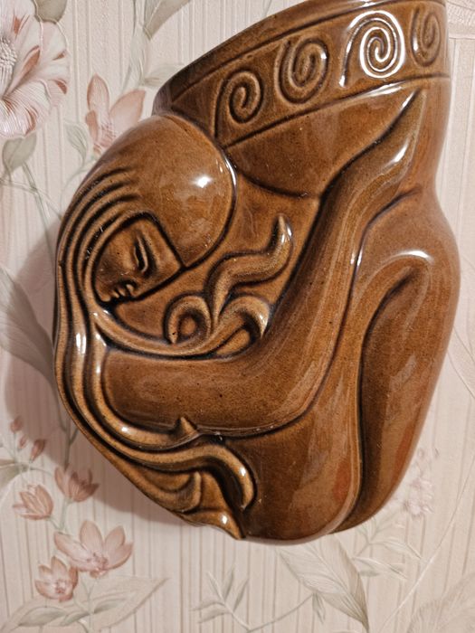 Продам вазу керамическая настенная СССР