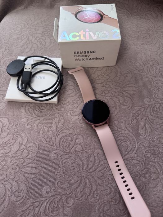 Продаю Samsung Galaxy Watch Active2 44мм