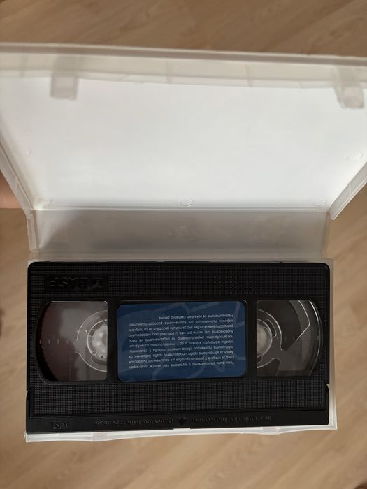 Видео касети с анимации и игрални филми