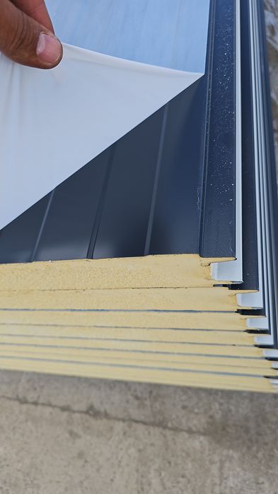 Vând Panouri sandwich transport gratuit!