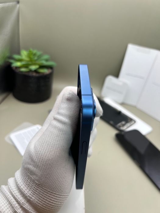 iPhone 13 mini, iCloud locked, 2бр, 85-90% батерия, НА ЧАСТИ!