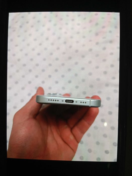 Apple 15 128 gb 100 akm