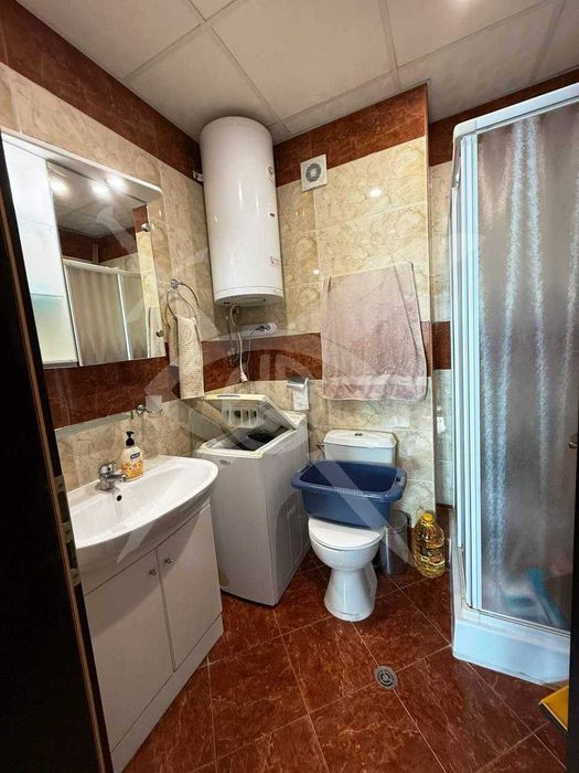 Тристаен - Свети влас