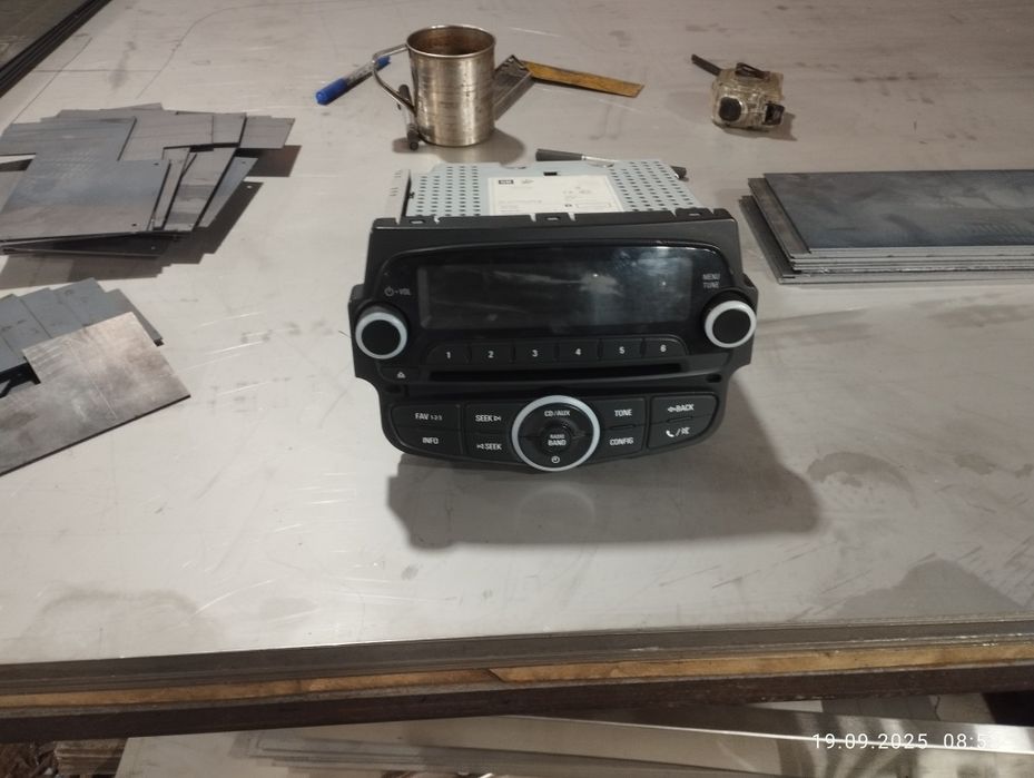 Спарк 4 пазеса магентафон