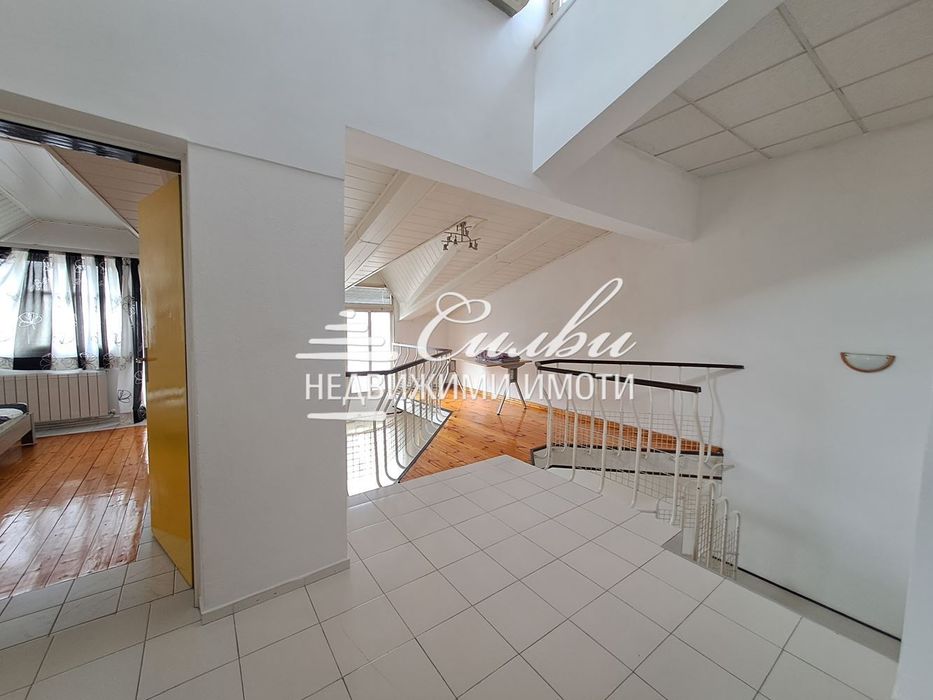 Продава се Многостаен апартамент в Шумен, Болницата - 223 кв.м за 789 €/кв.м - Снимка #11