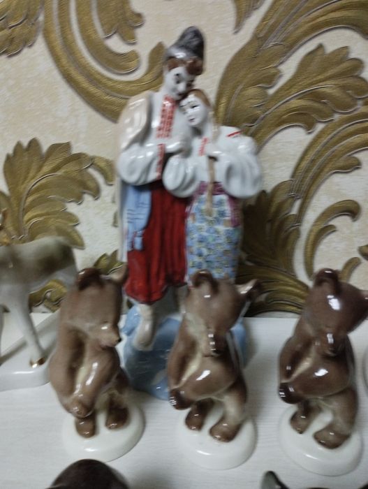 Фарфоровые статуэтки