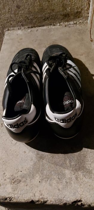 Ghete de fotbal turnate Adidas Kaiser 5