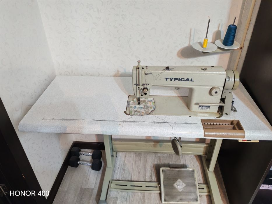 Швейная машинка производственная