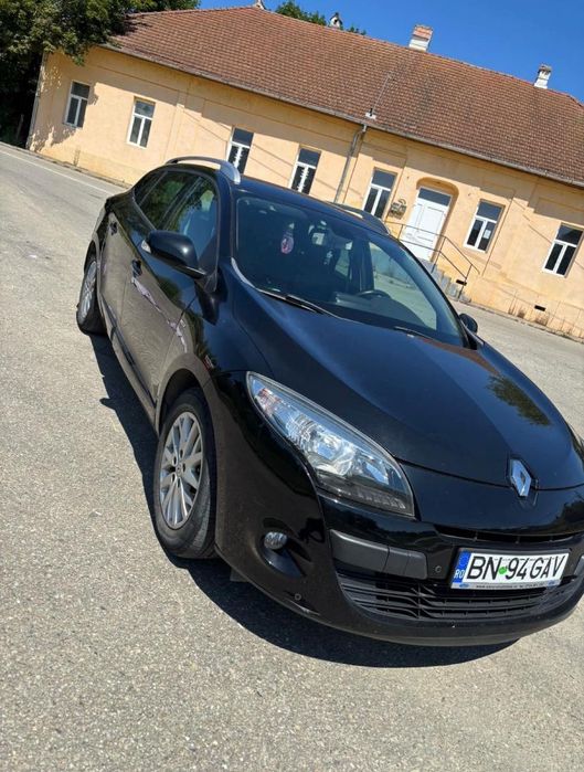 RENAULT Megane 2013 — imagine 2