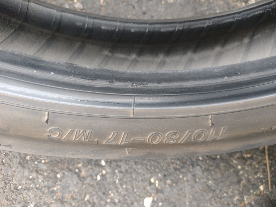 Гуми за мотоциклети 140/70/17 задна и 110/80/17 предна