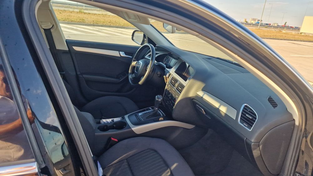 Vând Audi A4 , 1.8
