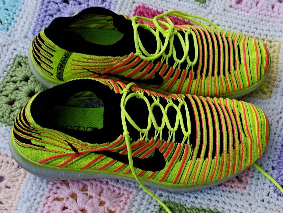 Nike оригинално дамски летен модел сникърси 38