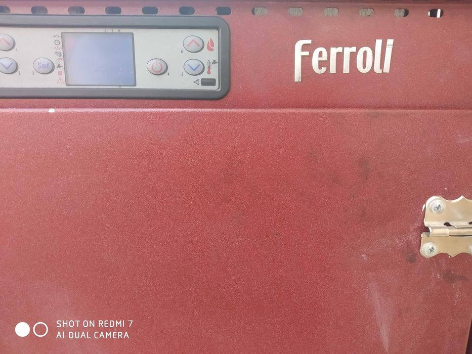 cazan pe peleți in stare foarte buna