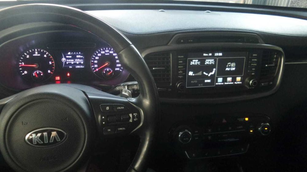 Kia Sorento 2017 год