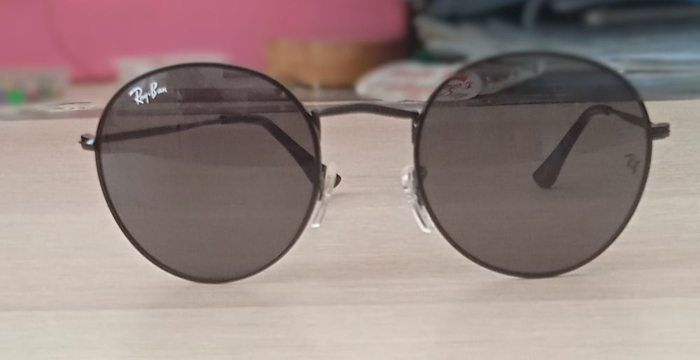 Солнцезащитные очки  Ray Ban