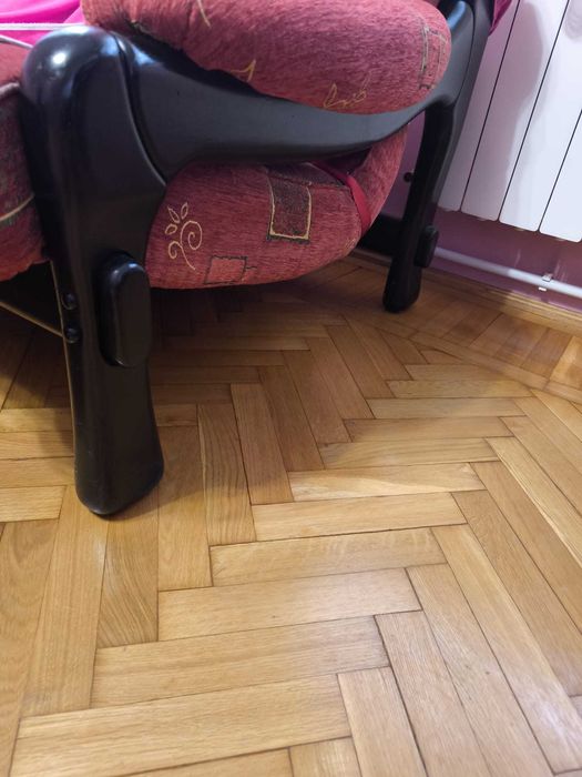 Mobilier Living complet (dulap, biblioteca, comoda TV IKEA) + canapele si fotolii + masa cafea cu sertar