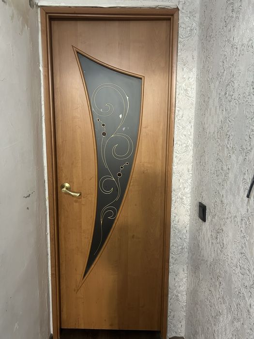 Продам межкомнатные двери