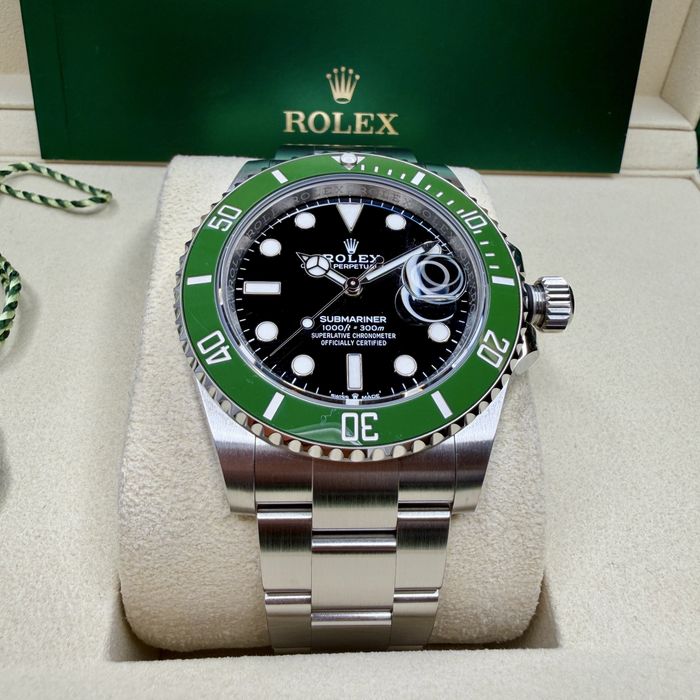 Rolex Submariner Date Starbucks | New | PE STOC | 41mm | 14750 Euro | 126610LV | 2026