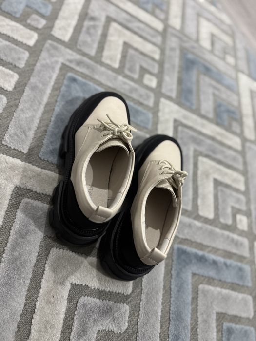 Adidasi / Pantofi Dama Marimea 38